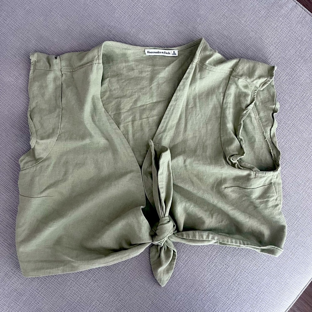 Abercrombie & Fitch Copped Knotted Linen Top - Size XL